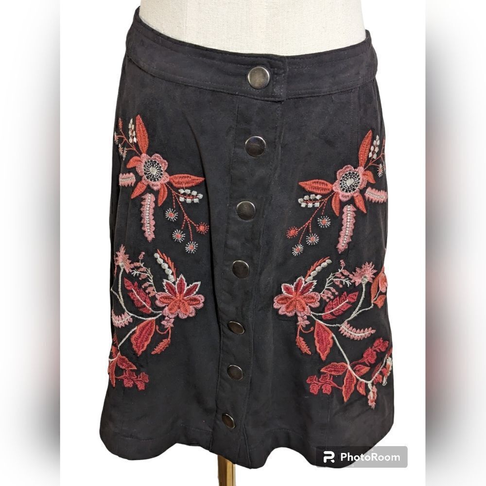 Miami Faux Suede Black Embroidered Skirt